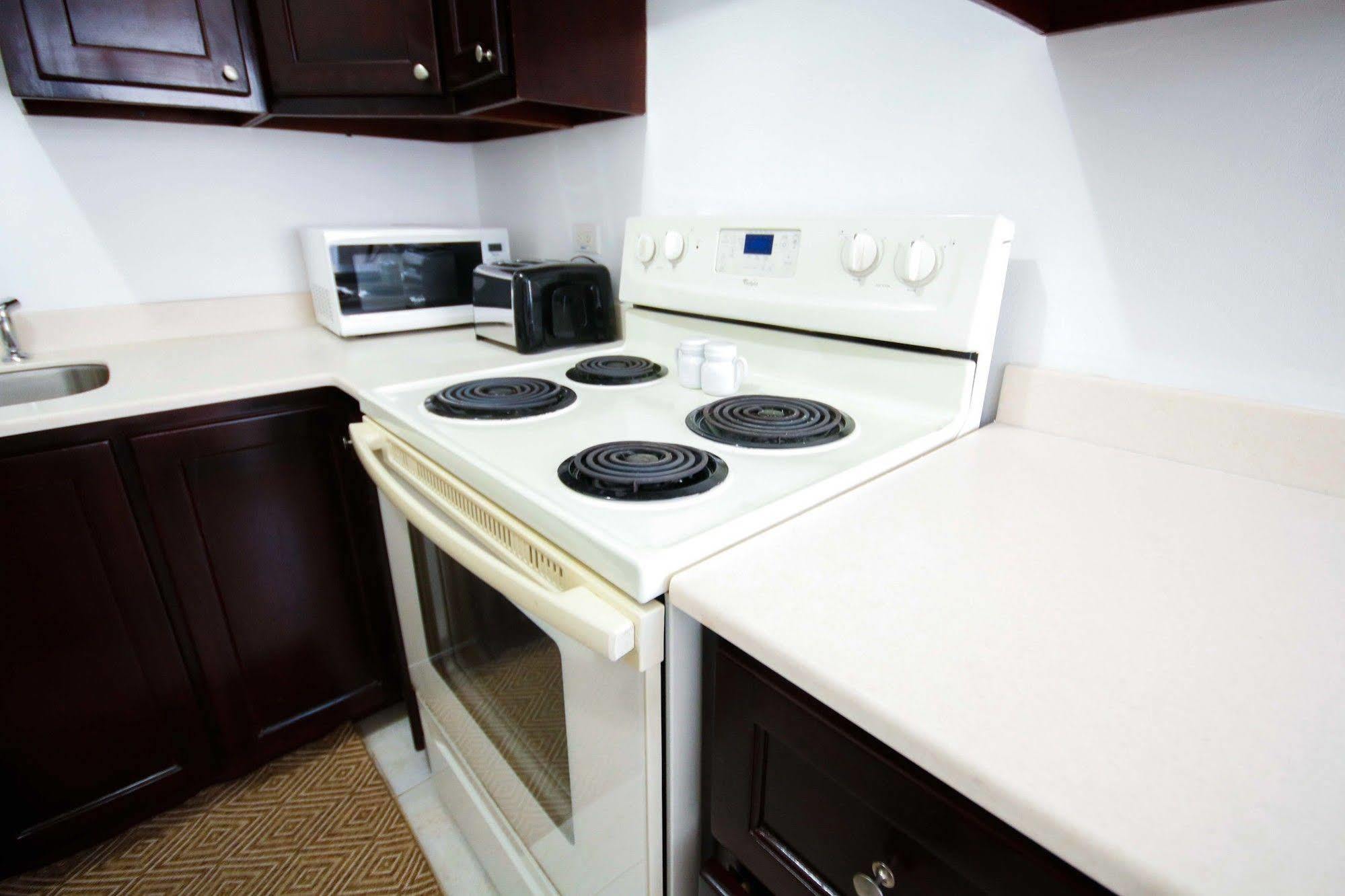 Cattleya'S New Kingston Guest Apartment Exterior photo